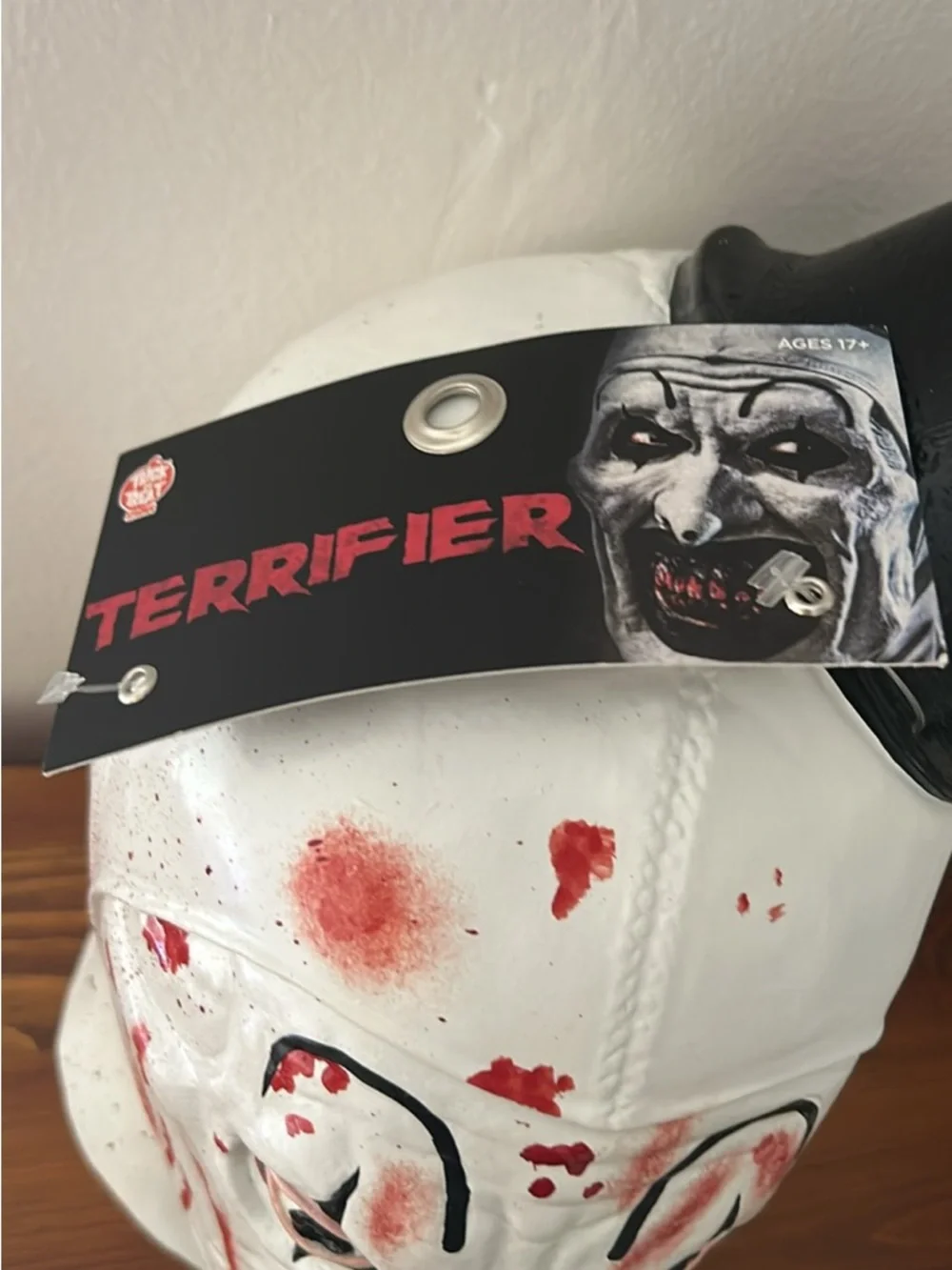 Terrifier Art the Clown Mask - White with Black & Red Details - Picture 2 of 4
